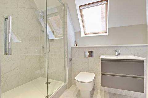undefined, Coombehurst Close, Barnet, EN4