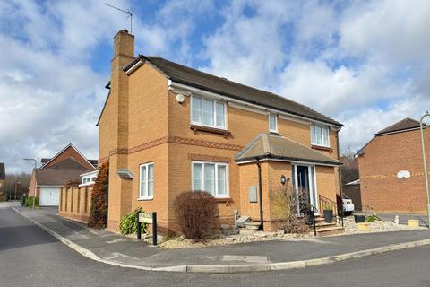 Dickens Drive, Whiteley
