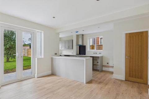 undefined, 86 Pickersleigh Road, Malvern