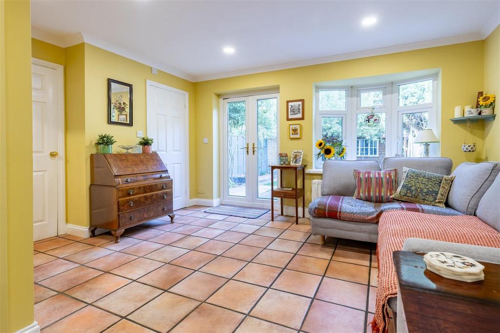 EB9 A7197-HDR.jpg
