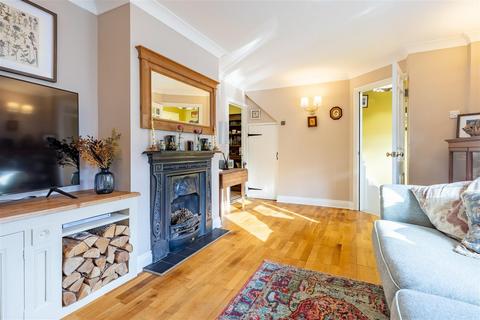 3 bedroom terraced house for sale, Fairfield Road, Epping