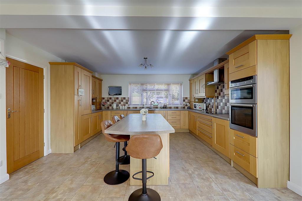 IMG 4656-IMG 4658.jpg