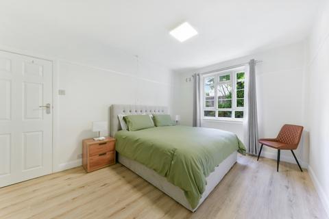 undefined, Edge Hill, Wimbledon SW19
