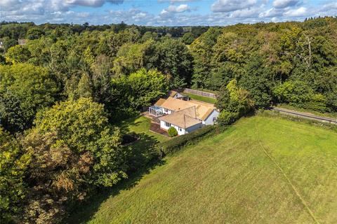 4 bedroom bungalow for sale, Horsepond Road, Reading RG4