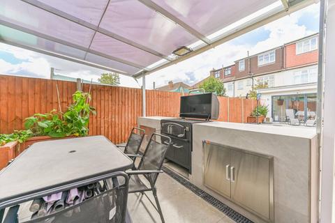 41 Meopham Road, Mitcham, CR4 1BH
