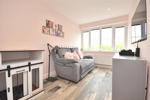 17 Kielder Drive, Middleton, Leeds, LS10 4FX