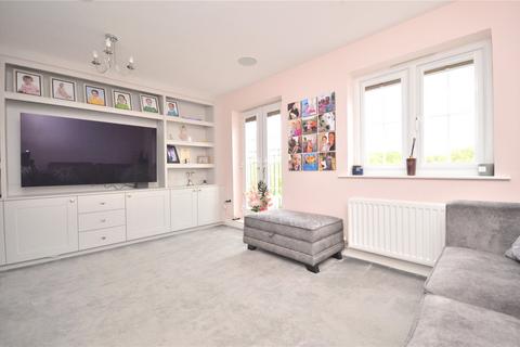 17 Kielder Drive, Middleton, Leeds, LS10 4FX