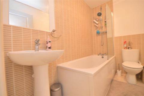 17 Kielder Drive, Middleton, Leeds, LS10 4FX