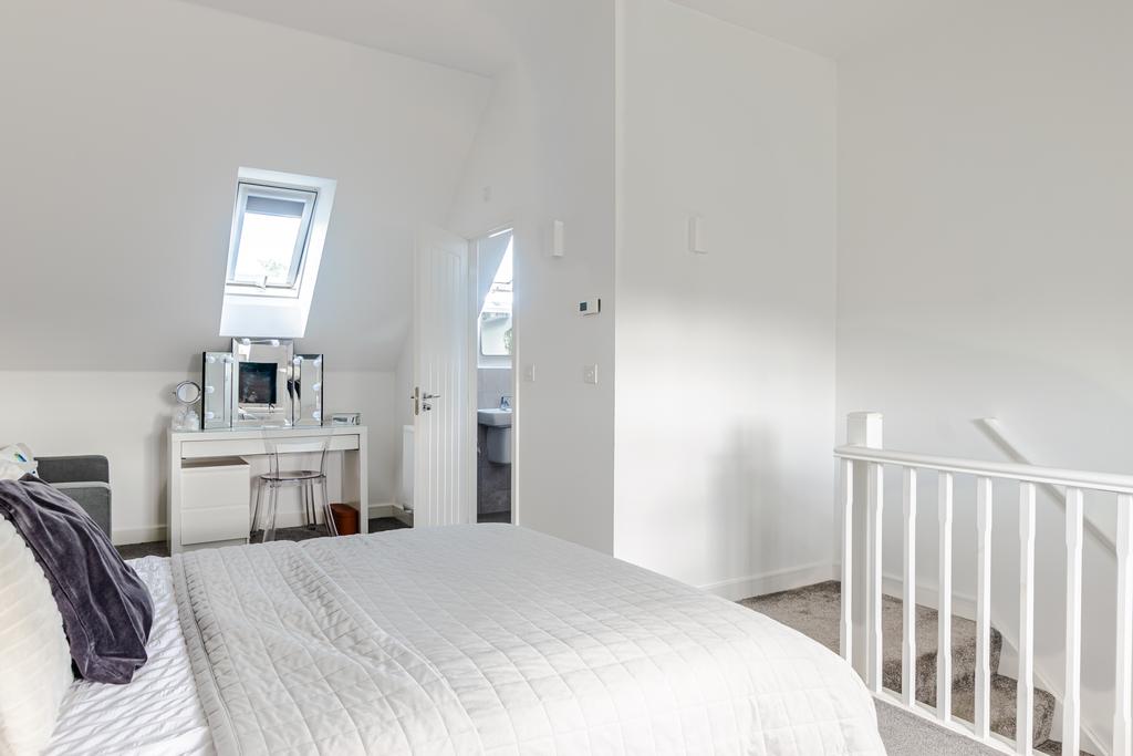 Bedroom3c