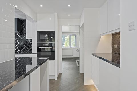 undefined, The Grove, Southampton SO19