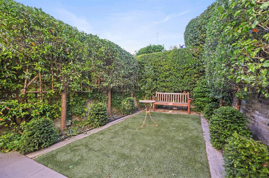 Ceylon Road - Garden A3 (1).JPG