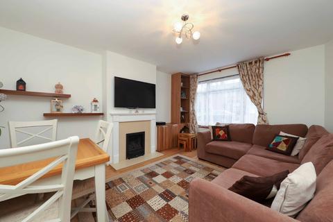 2 bedroom maisonette for sale, Ellement Close, Pinner HA5