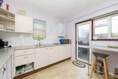 2 bedroom maisonette for sale, Ellement Close, Pinner HA5