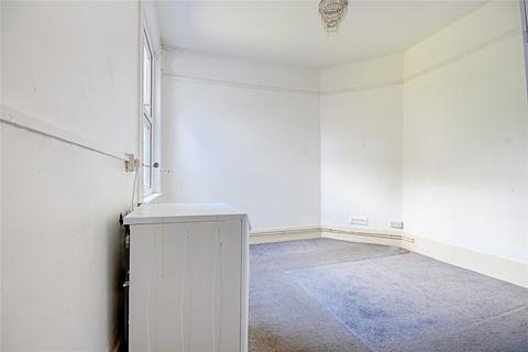 2 bedroom flat to rent, Sketty Road, Enfield, EN1