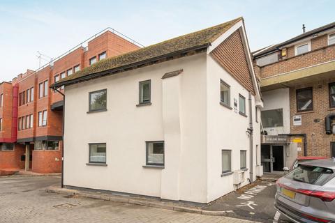 2 bedroom flat for sale, Crown Jules House, Windsor