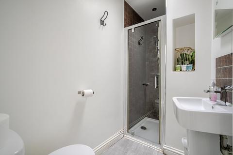 2 bedroom flat for sale, Crown Jules House, Windsor