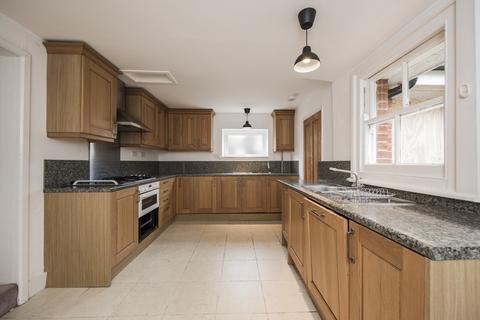 5 bedroom detached house for sale, Benhall Mill Road, Tunbridge Wells