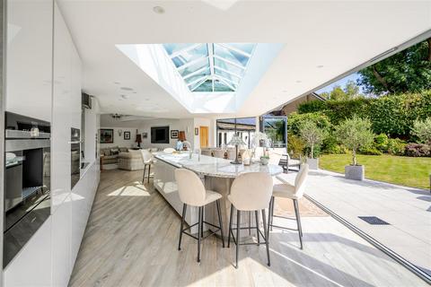 undefined, Priory Lane, Warfield