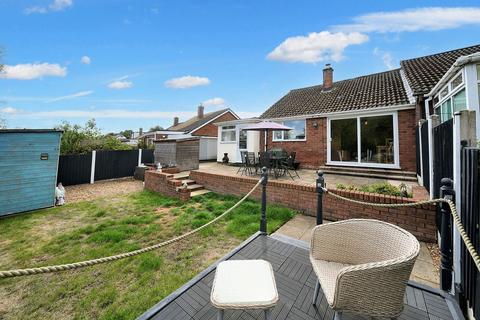 16 School Grove, Oakengates, Telford, TF2 6BQ