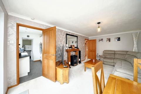 16 School Grove, Oakengates, Telford, TF2 6BQ