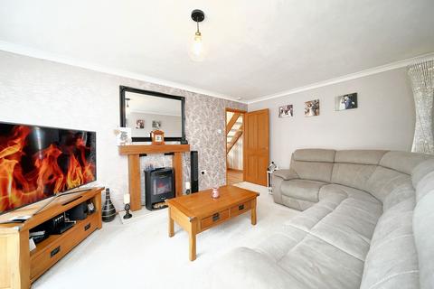 16 School Grove, Oakengates, Telford, TF2 6BQ