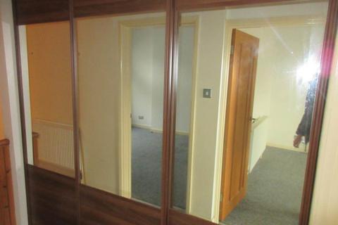 2 bedroom flat for sale, Park Road, Westcliff On Sea