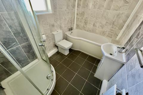 3 bedroom semi-detached house for sale, Bicker Road, Donington