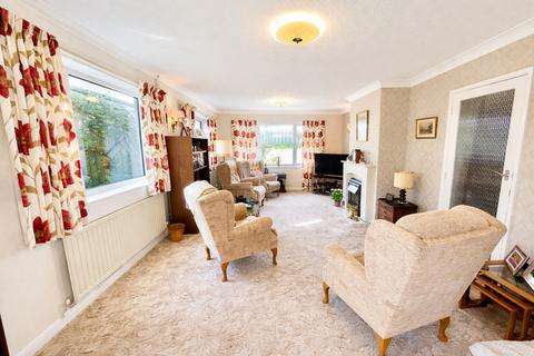 2 bedroom detached bungalow for sale, Bourne Road, Spalding
