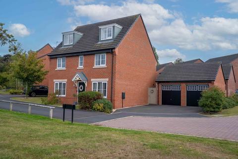 5 bedroom detached house for sale, Firecrest Way, Tarporley CW6
