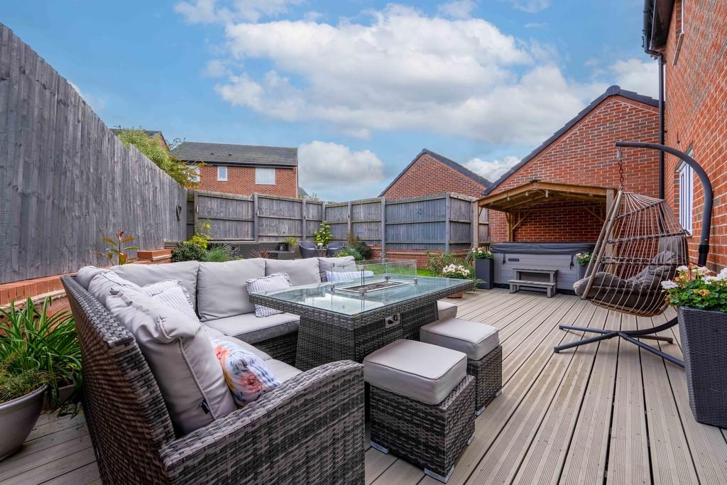 84 Firecrest Wy, Kelsall, Tarporley CW6 0 RX, UK24