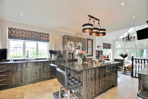 5 bedroom detached house for sale, Springdale Road, Broadstone BH18