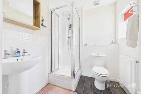 12 Chamberlain Close, Uttoxeter, ST14 8ET