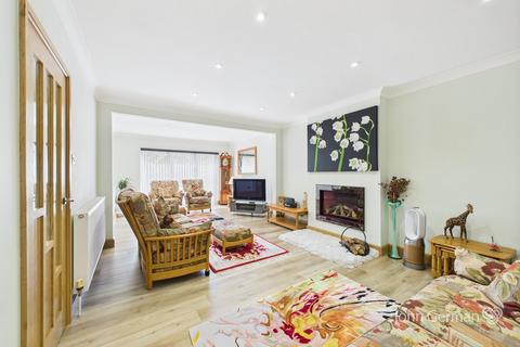 5 bedroom detached bungalow for sale, Post Office Lane, Slitting Mill, Rugeley