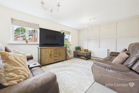 2 Campion Way, Uttoxeter, ST14 7TB