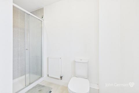 2 Campion Way, Uttoxeter, ST14 7TB