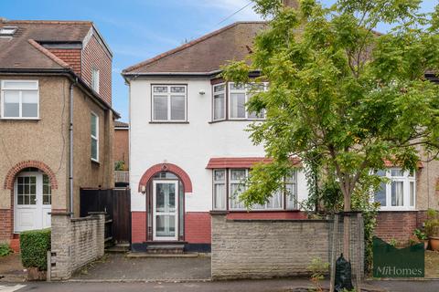 undefined, Newton Avenue, Muswell Hill