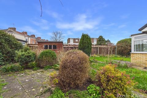 3 bedroom semi-detached bungalow for sale, 11 Inglemire Lane