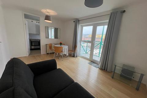 1 bedroom apartment to rent, Empress House, Trawler Road