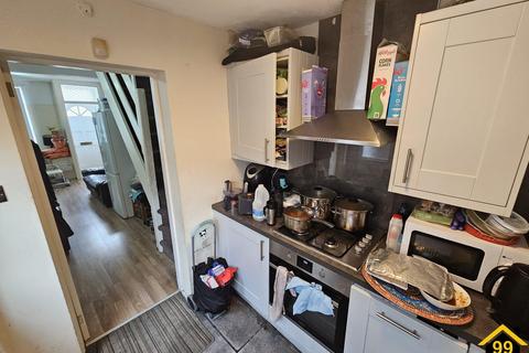 undefined, Broadwood Street, Liverpool, Merseyside, L15