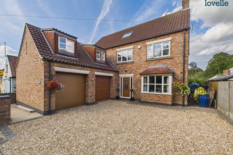 undefined, South Dale, Caistor, LN7
