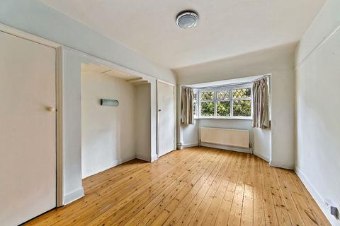 5 bedroom semi-detached house for sale, Staines Road, Twickenham