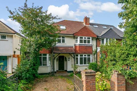 5 bedroom semi-detached house for sale, Staines Road, Twickenham