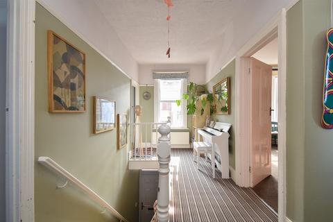 2 bedroom flat for sale, Emmanuel Road, Hastings
