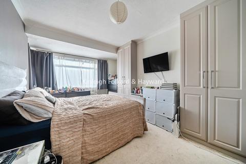 undefined, Queen Anne Avenue, Bromley, BR2