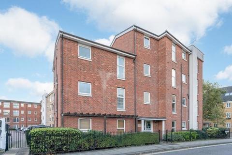 1 bedroom flat for sale, Burcher Gale Grove, London, SE15