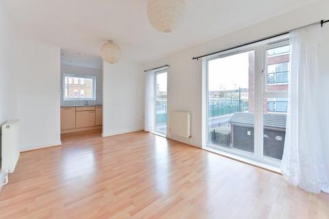 1 bedroom flat for sale, Burcher Gale Grove, London, SE15