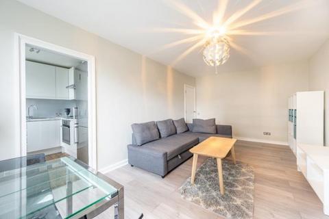 1 bedroom flat for sale, The Water Gardens, London, W2