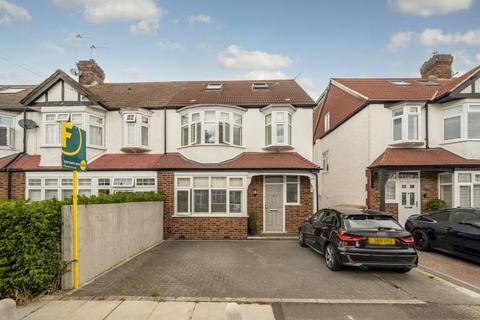 11 Meadow Close, London, SW20 9JB