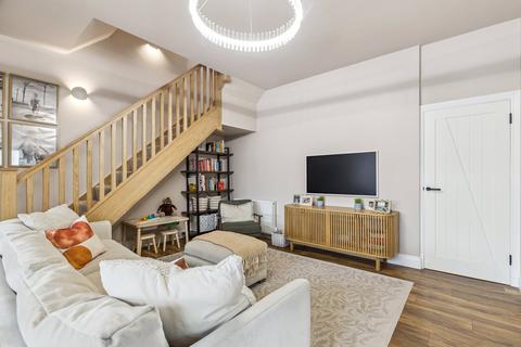1 Albany Cottages, Glasgow, G13 1NJ