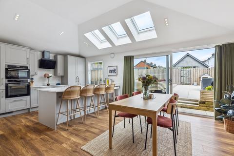 1 Albany Cottages, Glasgow, G13 1NJ